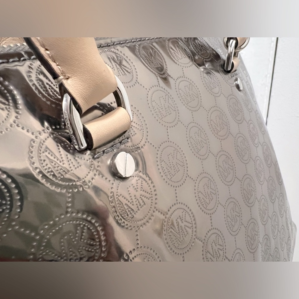 New Michael Kors Dome Satchel - Picture 11 of 16